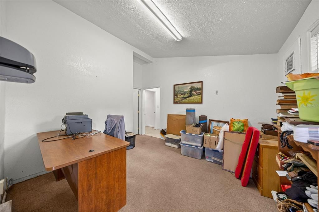 En Venta: $599,000 (4 camas, 4 baños, 1850 Pies cuadrados)
