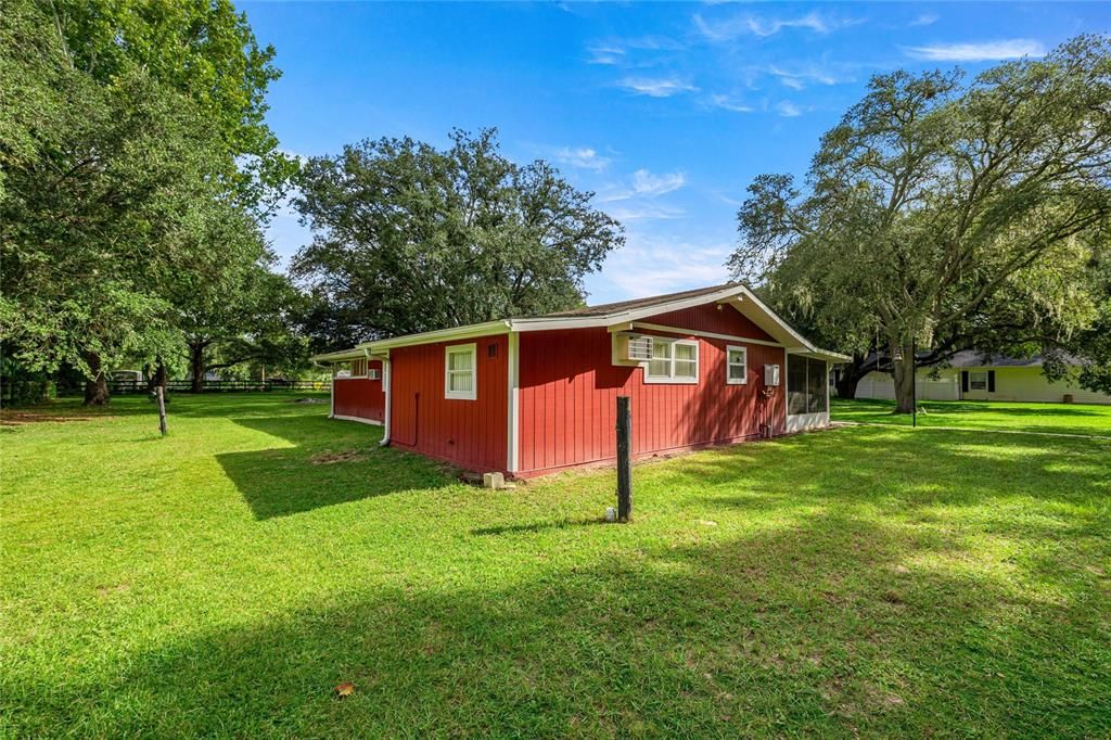 En Venta: $599,000 (4 camas, 4 baños, 1850 Pies cuadrados)