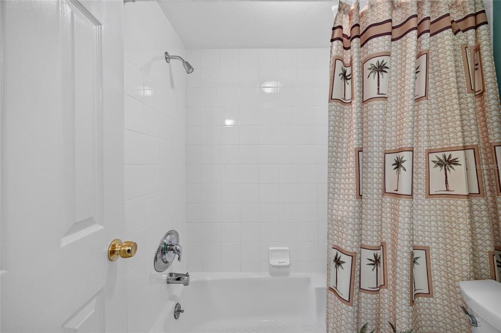 For Sale: $195,000 (2 beds, 2 baths, 1164 Square Feet)