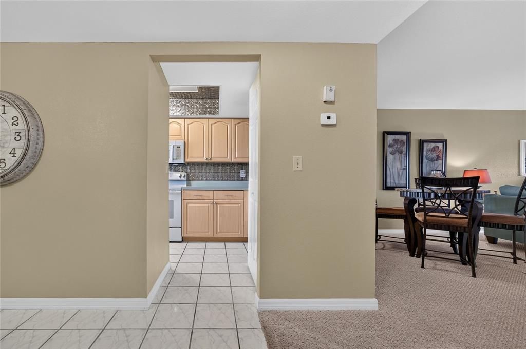 For Sale: $195,000 (2 beds, 2 baths, 1164 Square Feet)
