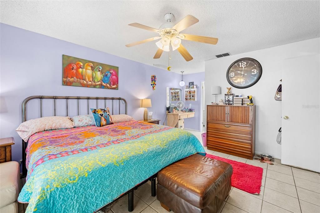 En Venta: $275,900 (2 camas, 2 baños, 1105 Pies cuadrados)