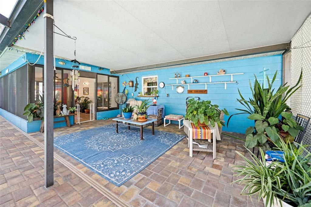 En Venta: $275,900 (2 camas, 2 baños, 1105 Pies cuadrados)
