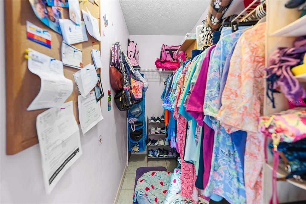 En Venta: $275,900 (2 camas, 2 baños, 1105 Pies cuadrados)