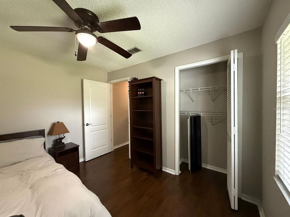 En Venta: $329,900 (3 camas, 2 baños, 1554 Pies cuadrados)