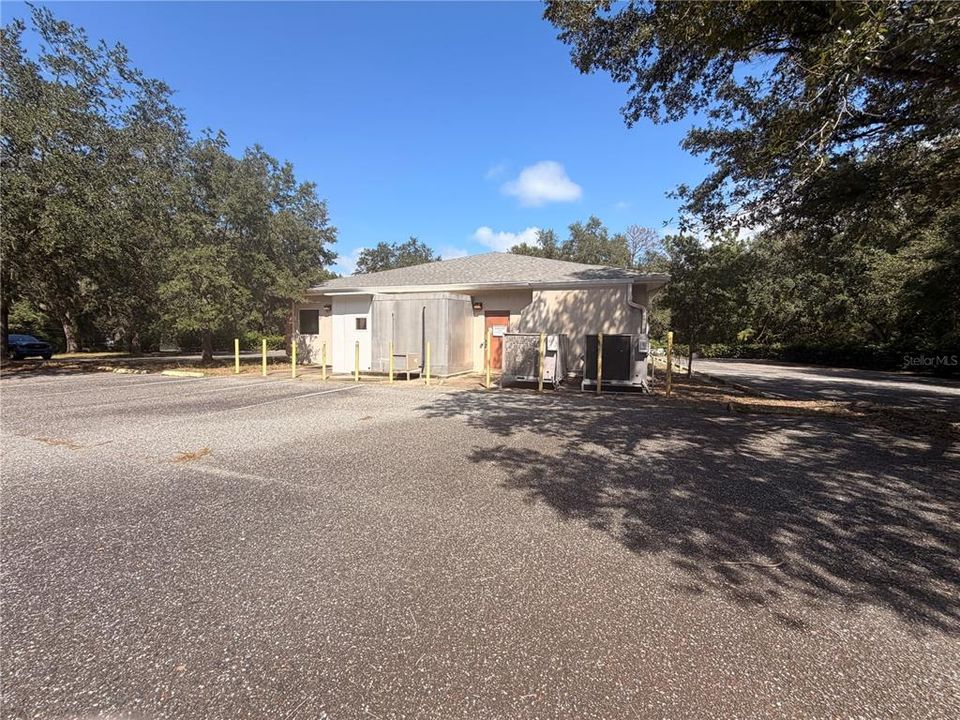 For Sale: $499,000 (0 beds, 0 baths, 4542 Square Feet)