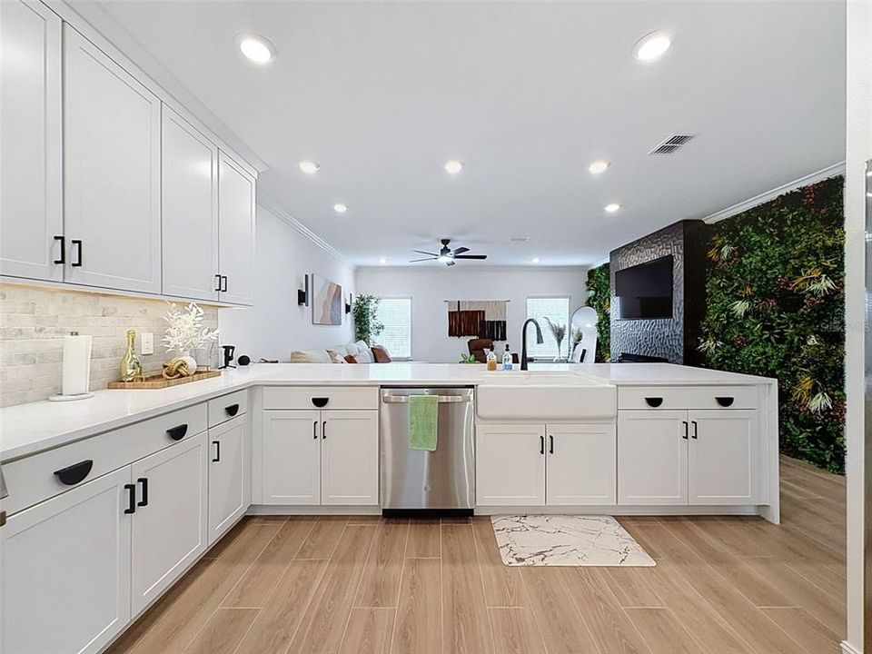 For Rent: $5,500 (3 beds, 3 baths, 2192 Square Feet)