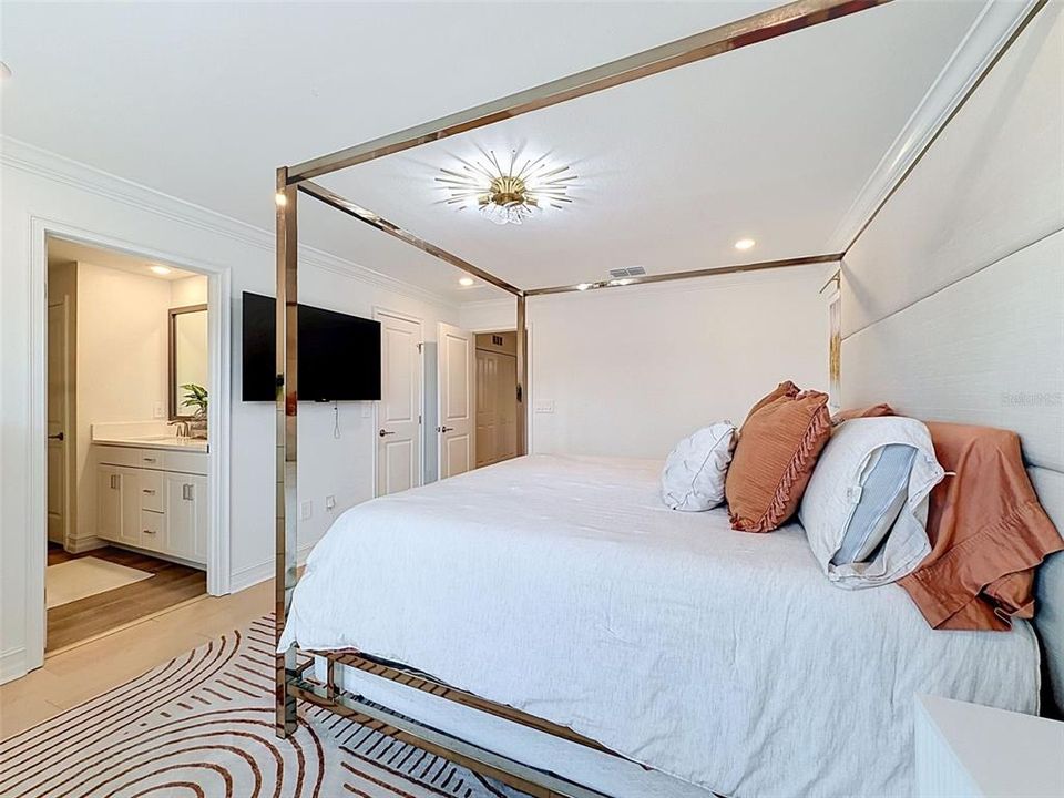 For Rent: $5,500 (3 beds, 3 baths, 2192 Square Feet)