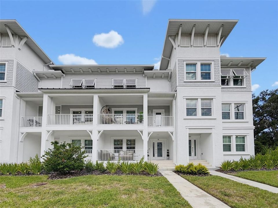 For Rent: $5,500 (3 beds, 3 baths, 2192 Square Feet)