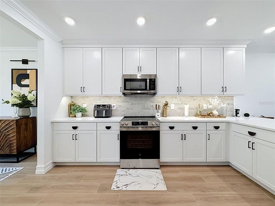 For Rent: $5,500 (3 beds, 3 baths, 2192 Square Feet)