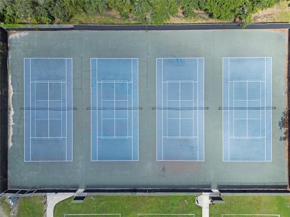 En Venta: $529,900 (4 camas, 2 baños, 2177 Pies cuadrados)