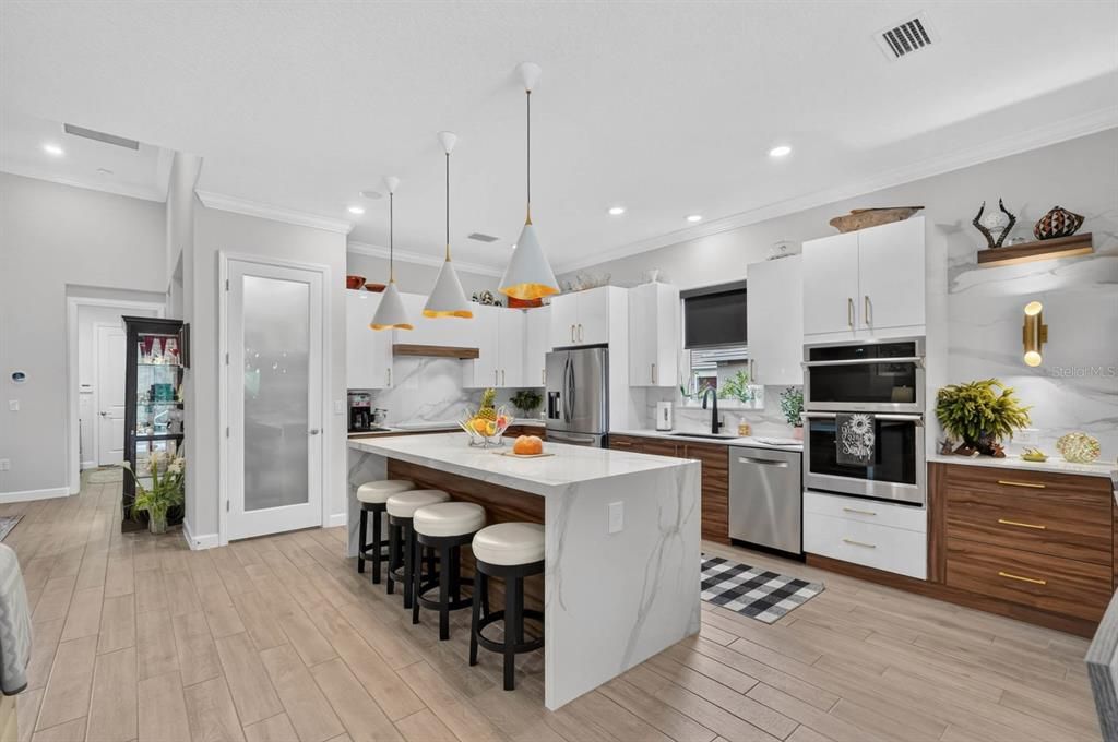 For Sale: $897,999 (4 beds, 3 baths, 2431 Square Feet)