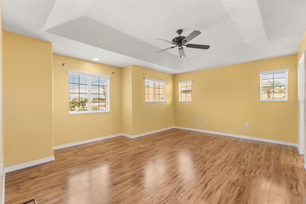 For Sale: $315,000 (3 beds, 2 baths, 1778 Square Feet)