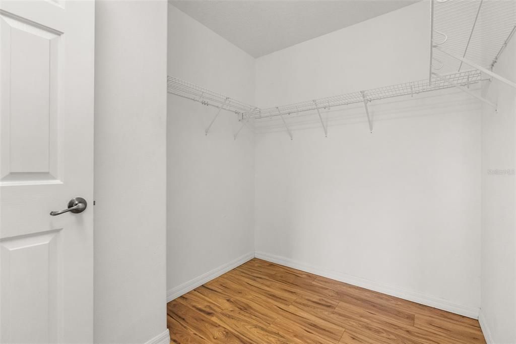 For Sale: $315,000 (3 beds, 2 baths, 1778 Square Feet)