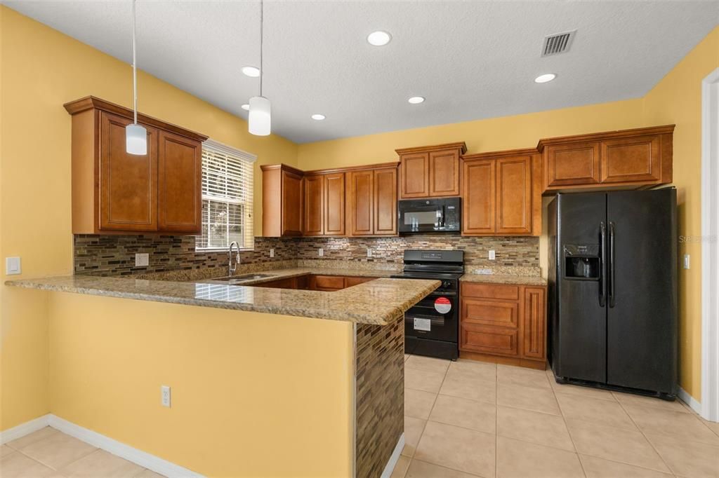 For Sale: $315,000 (3 beds, 2 baths, 1778 Square Feet)