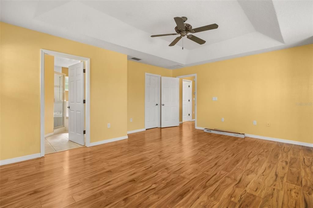 For Sale: $315,000 (3 beds, 2 baths, 1778 Square Feet)
