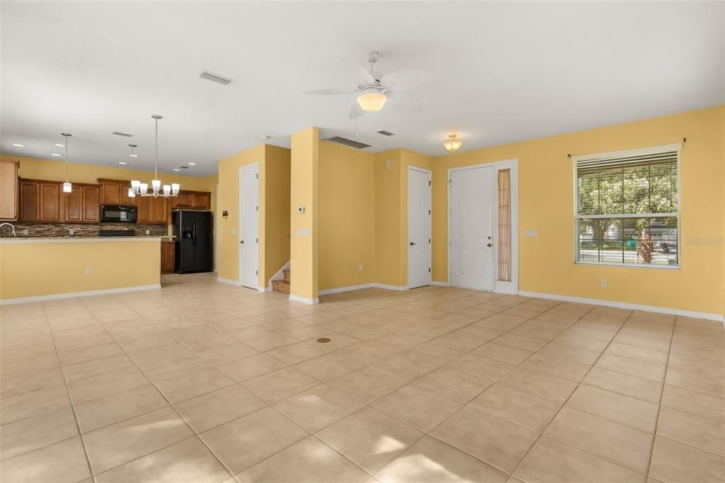 For Sale: $315,000 (3 beds, 2 baths, 1778 Square Feet)
