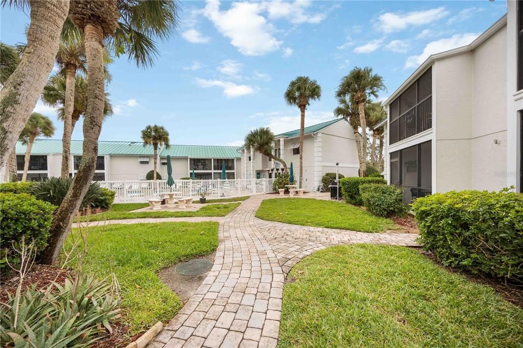 En Venta: $479,999 (2 camas, 2 baños, 1012 Pies cuadrados)