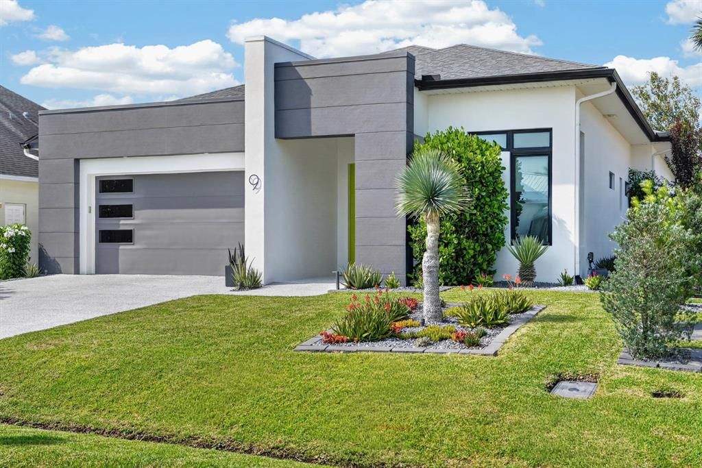 En Venta: $879,900 (3 camas, 2 baños, 2305 Pies cuadrados)
