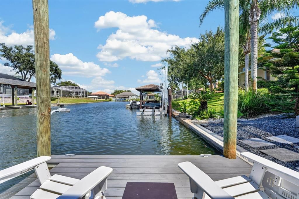 En Venta: $879,900 (3 camas, 2 baños, 2305 Pies cuadrados)