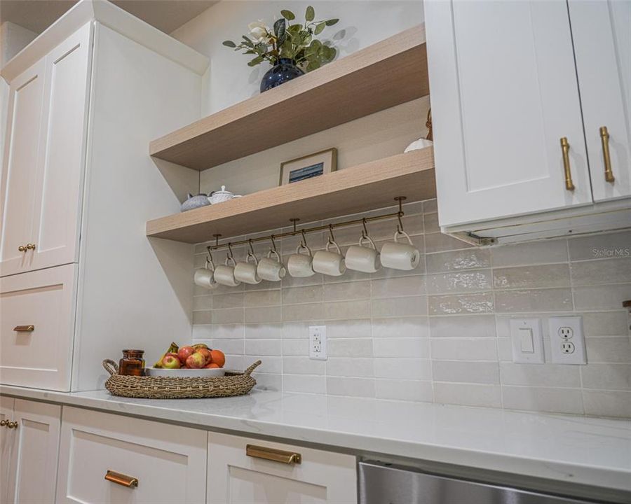 На продажу: $619,995 (5 спален, 4 ванн, 3639 Квадратных фут)