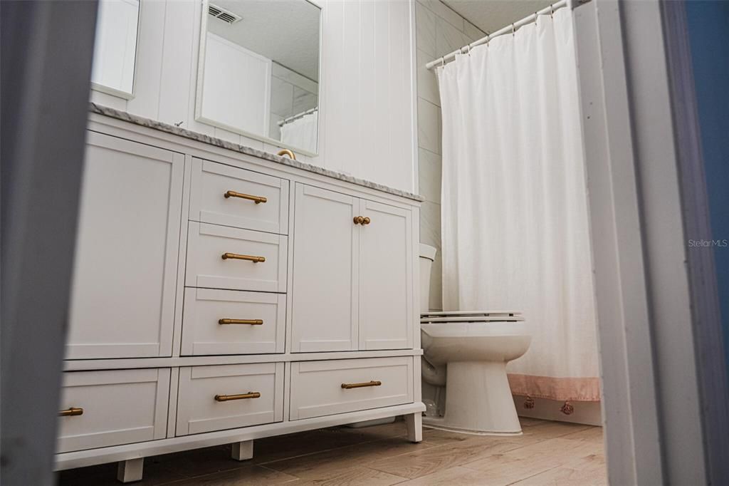 На продажу: $619,995 (5 спален, 4 ванн, 3639 Квадратных фут)
