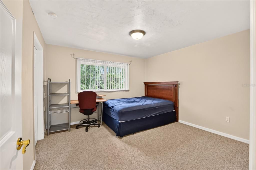 For Sale: $239,000 (3 beds, 2 baths, 1747 Square Feet)