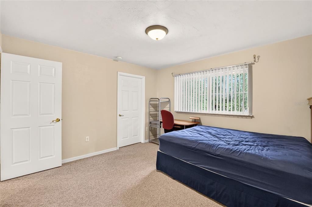 For Sale: $239,000 (3 beds, 2 baths, 1747 Square Feet)
