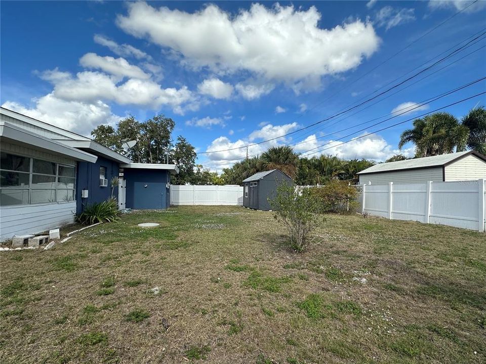 For Rent: $1,050 (1 beds, 1 baths, 795 Square Feet)
