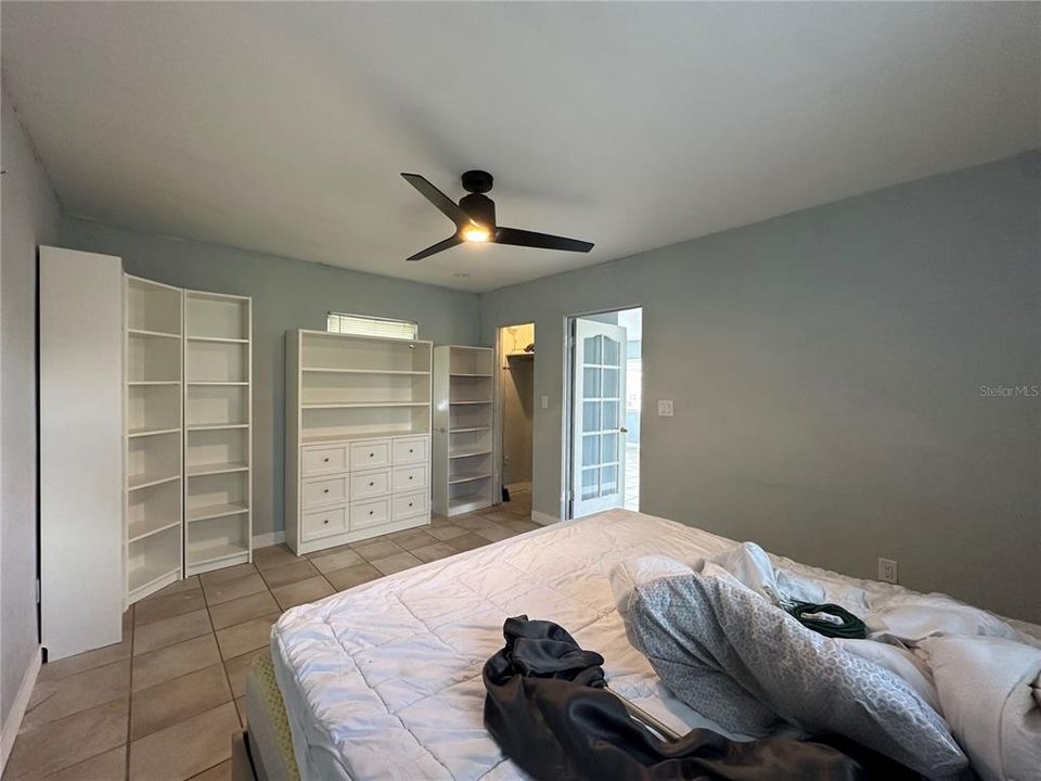 For Rent: $1,050 (1 beds, 1 baths, 795 Square Feet)