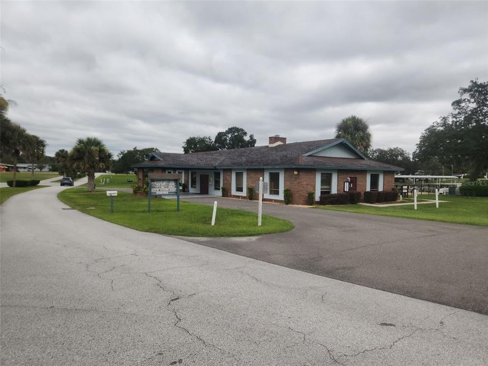For Sale: $159,500 (2 beds, 2 baths, 1144 Square Feet)