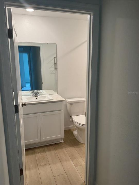 For Rent: $2,100 (4 beds, 2 baths, 1830 Square Feet)