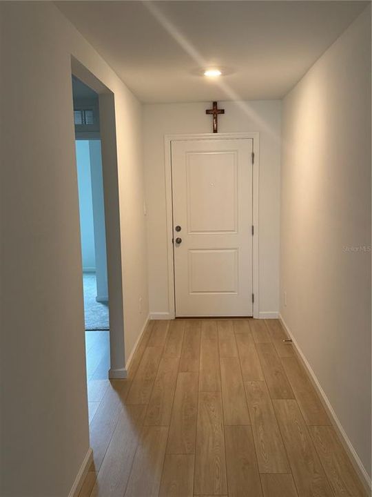 For Rent: $2,100 (4 beds, 2 baths, 1830 Square Feet)