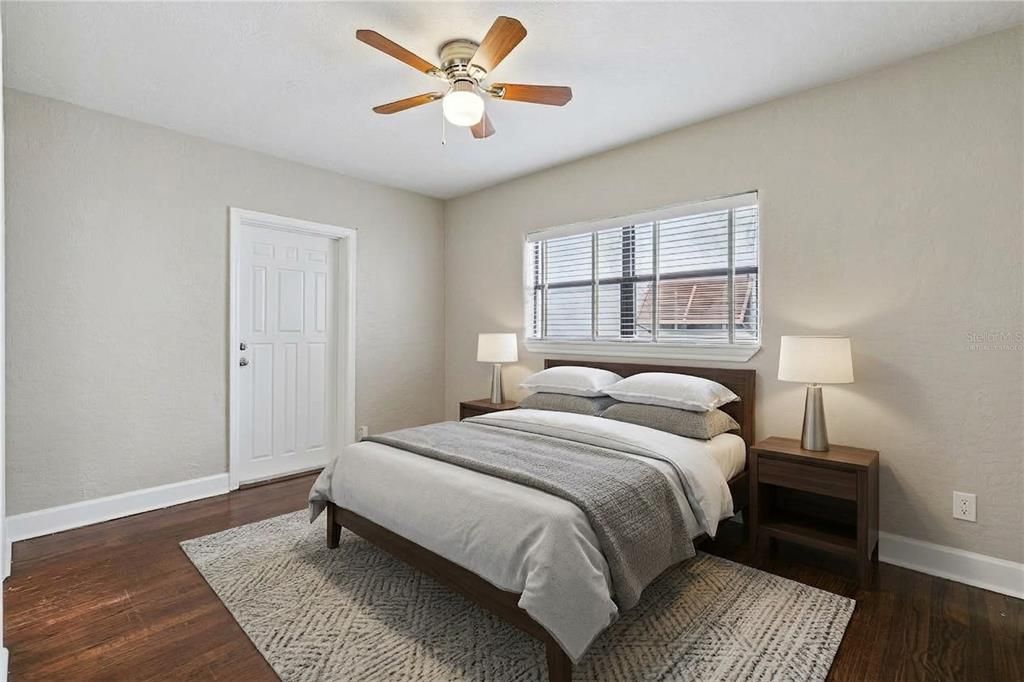 For Sale: $399,900 (3 beds, 2 baths, 1261 Square Feet)
