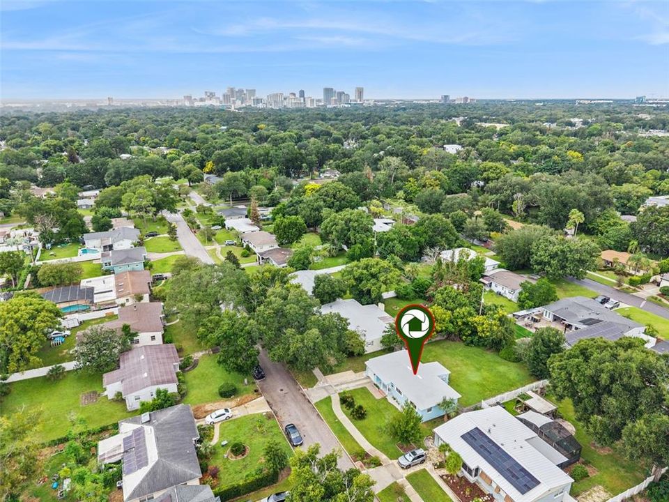 For Sale: $399,900 (3 beds, 2 baths, 1261 Square Feet)
