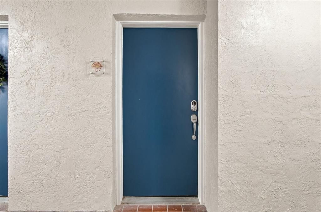 En Venta: $450,000 (2 camas, 2 baños, 867 Pies cuadrados)