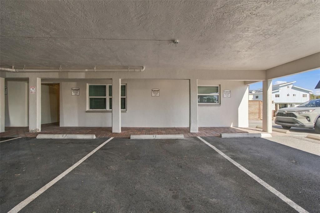 En Venta: $450,000 (2 camas, 2 baños, 867 Pies cuadrados)