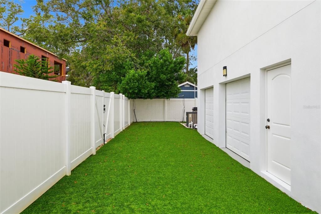 En Venta: $1,274,900 (4 camas, 3 baños, 3593 Pies cuadrados)