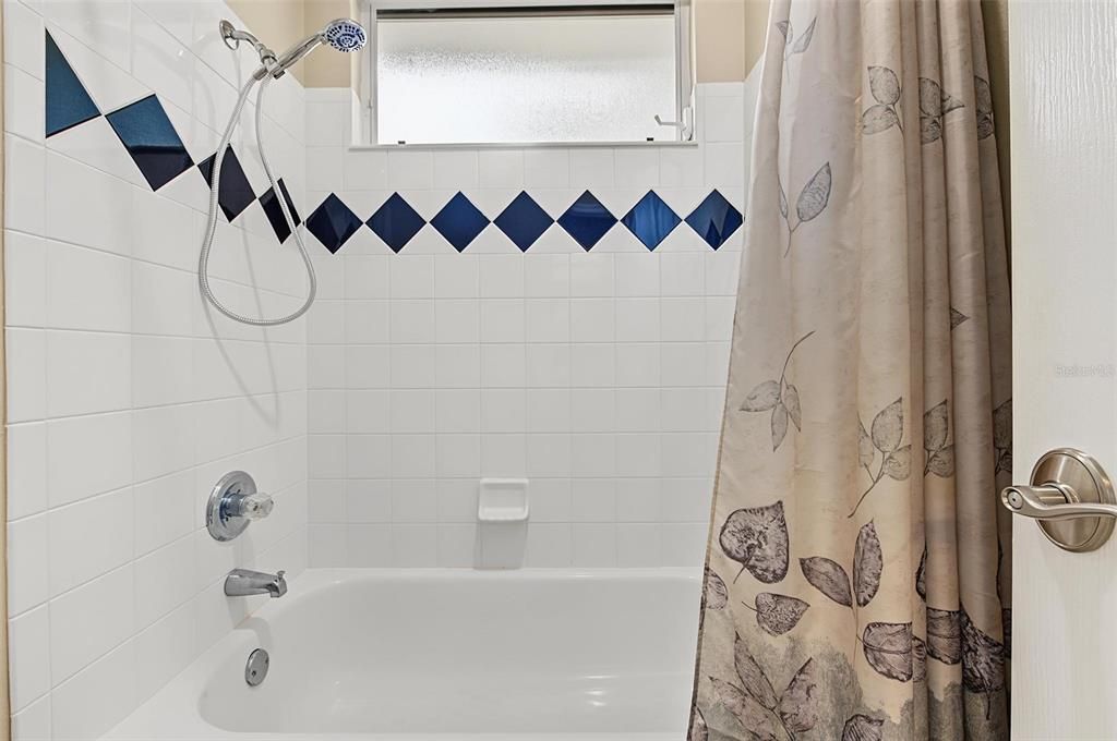 For Sale: $899,000 (5 beds, 4 baths, 3675 Square Feet)