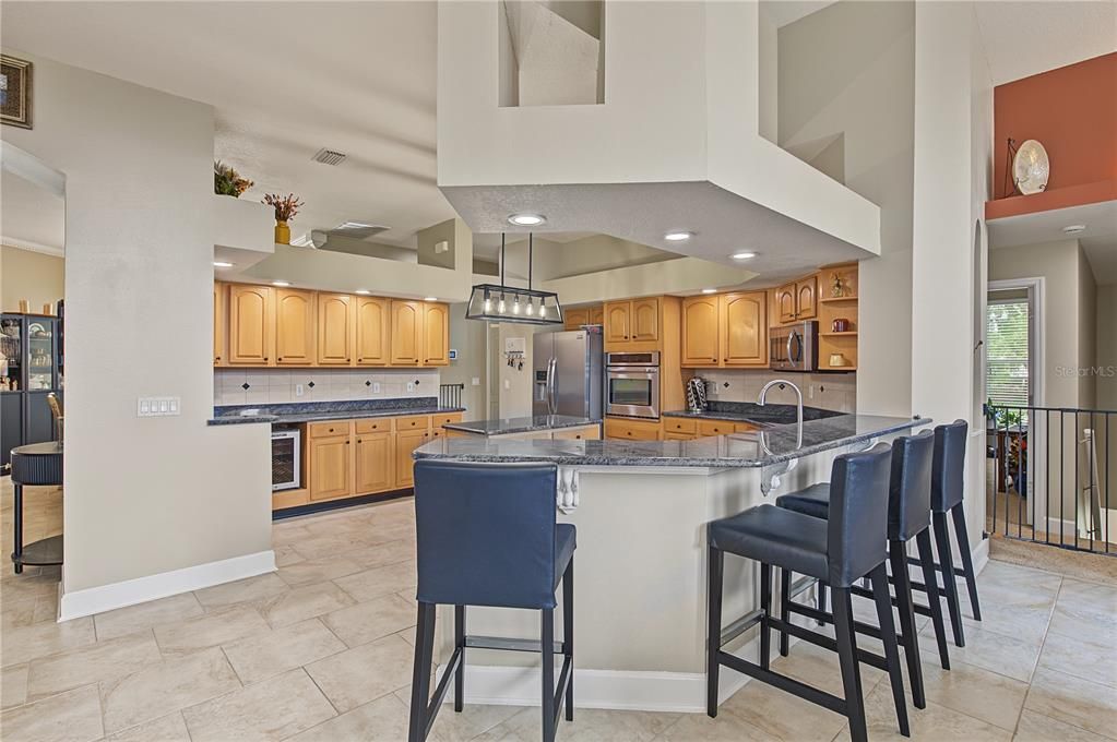 For Sale: $899,000 (5 beds, 4 baths, 3675 Square Feet)