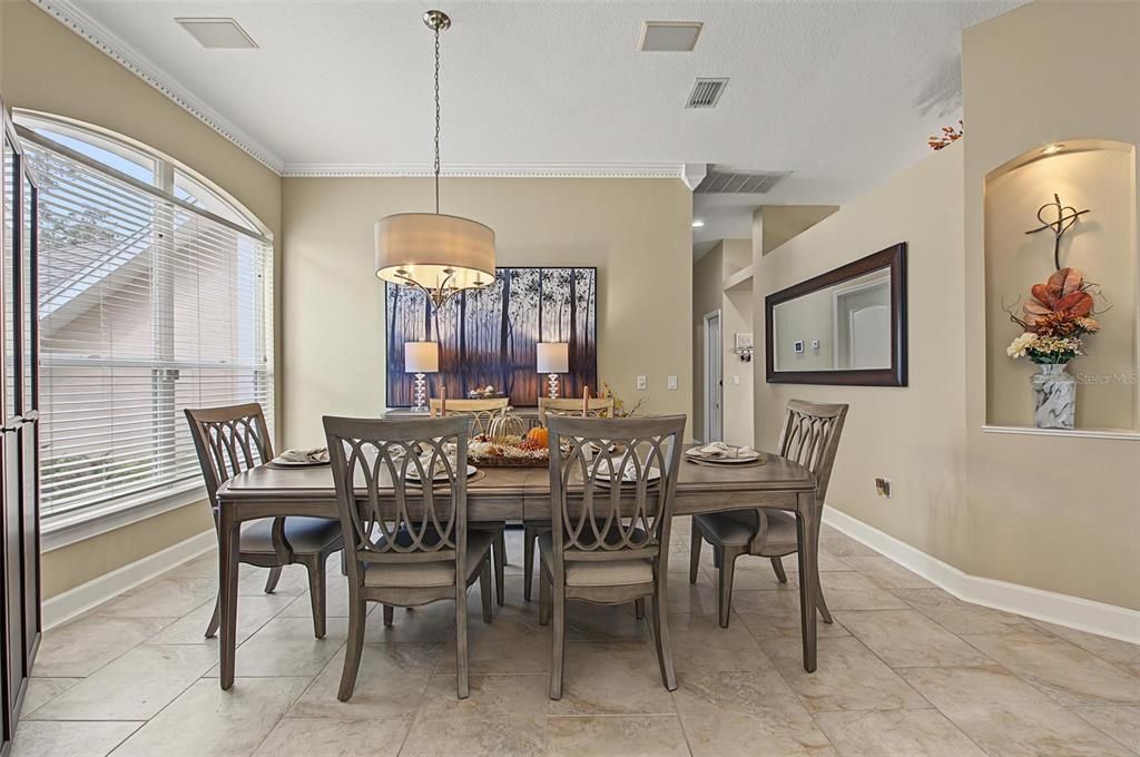 For Sale: $899,000 (5 beds, 4 baths, 3675 Square Feet)