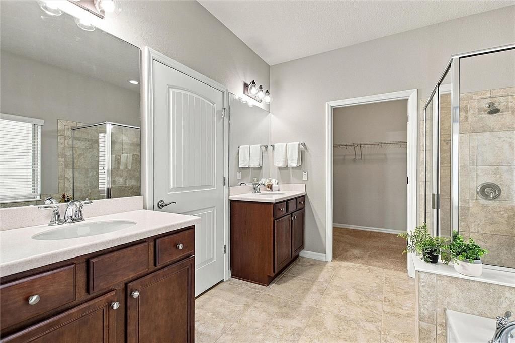 For Sale: $414,900 (3 beds, 2 baths, 2042 Square Feet)