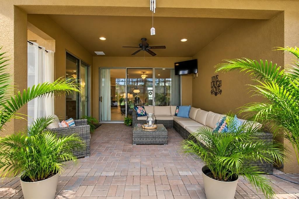 For Sale: $414,900 (3 beds, 2 baths, 2042 Square Feet)