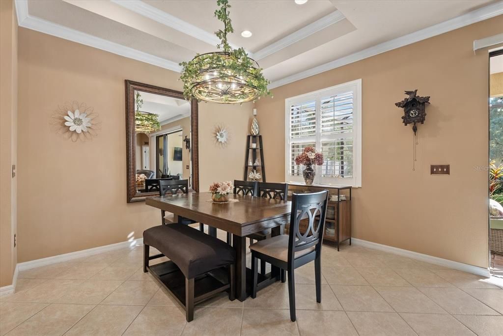 For Sale: $389,000 (3 beds, 2 baths, 1732 Square Feet)