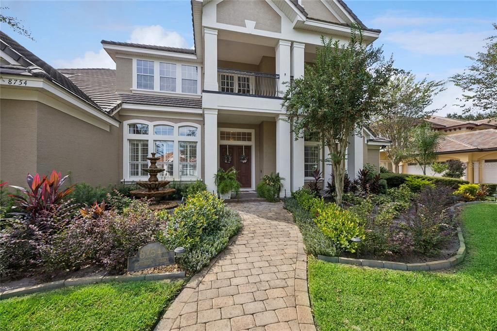 For Sale: $1,785,000 (6 beds, 5 baths, 5200 Square Feet)