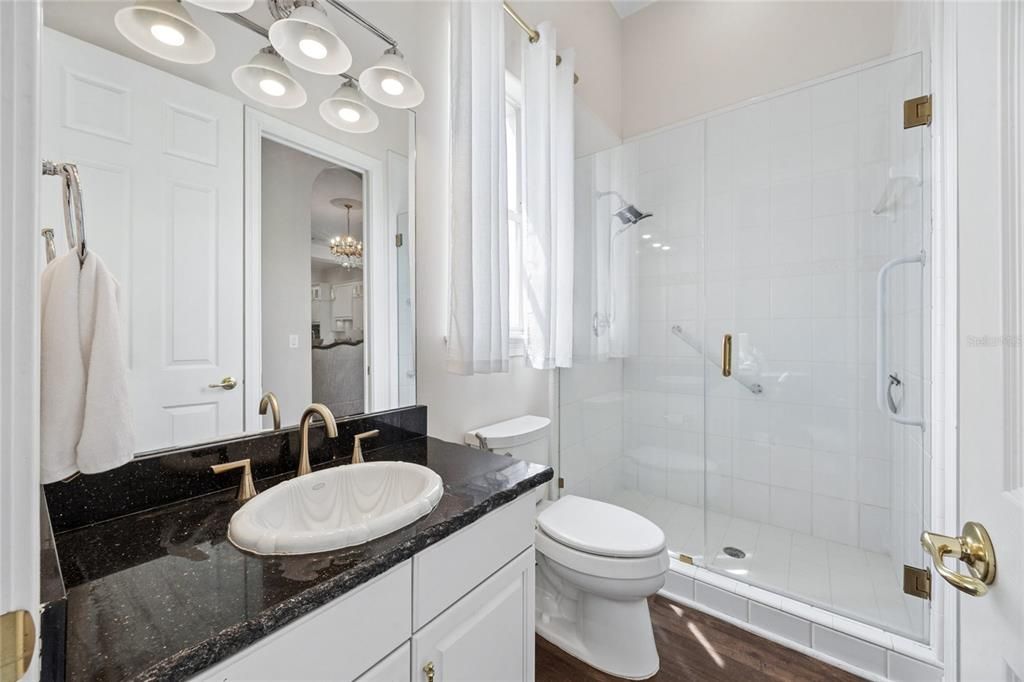 For Sale: $1,785,000 (6 beds, 5 baths, 5200 Square Feet)