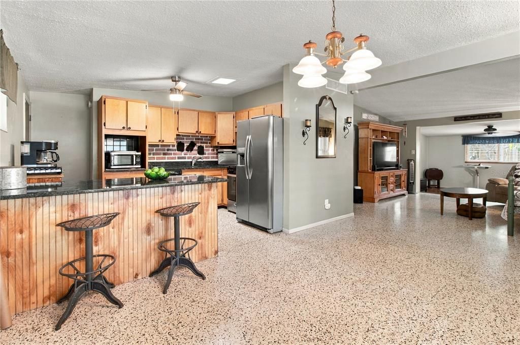 En Venta: $340,000 (3 camas, 2 baños, 1390 Pies cuadrados)