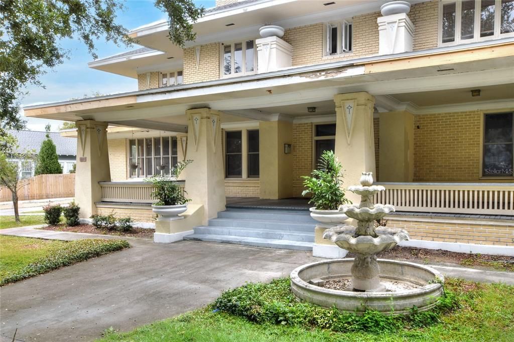 En Venta: $1,100,000 (7 camas, 5 baños, 6686 Pies cuadrados)