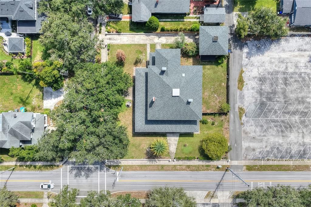 En Venta: $1,100,000 (7 camas, 5 baños, 6686 Pies cuadrados)