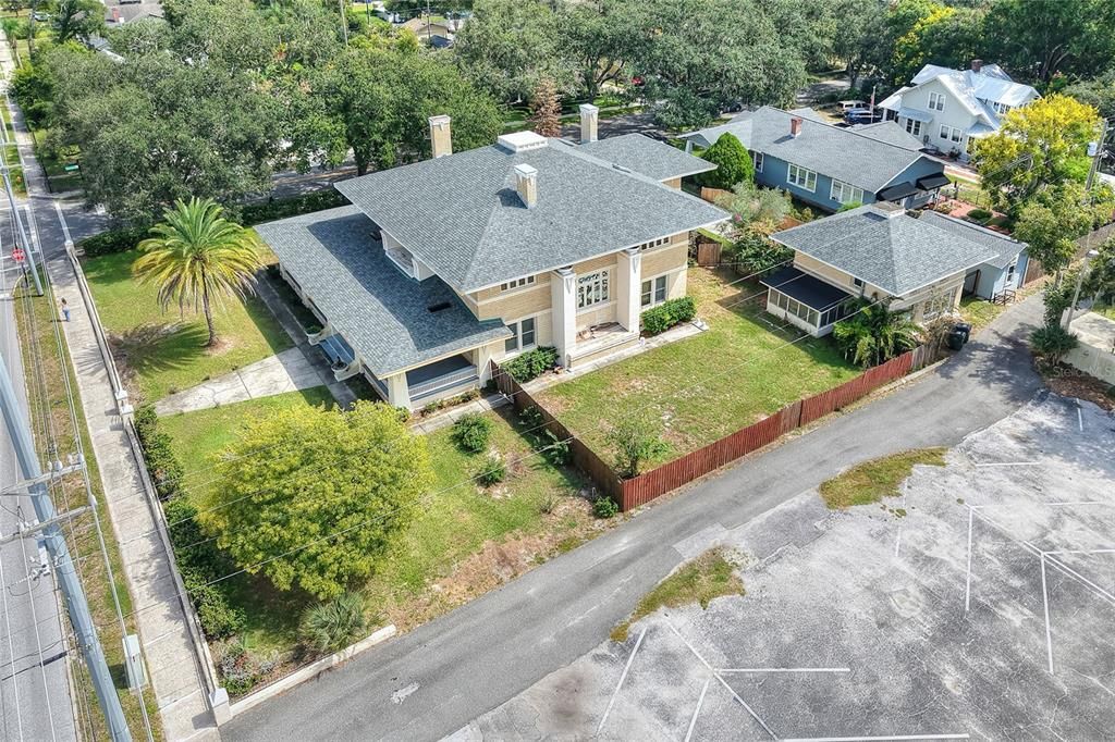 En Venta: $1,100,000 (7 camas, 5 baños, 6686 Pies cuadrados)