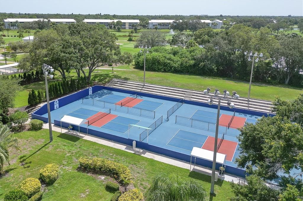 En Venta: $225,000 (2 camas, 2 baños, 1110 Pies cuadrados)